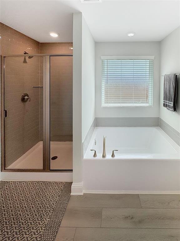 608 Greystone Lane, Angleton, Texas image 30