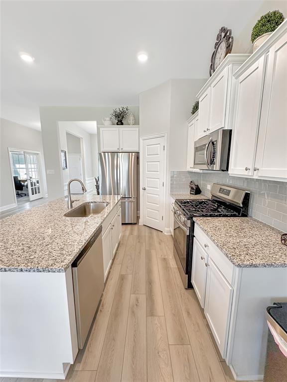608 Greystone Lane, Angleton, Texas image 20