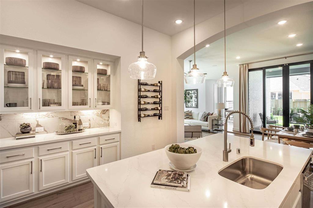 18314 Cubist Court, Conroe, Texas image 3