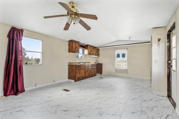 677 Road 5913 #11, Cleveland, Texas image 2