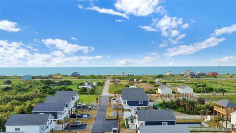 A home in Crystal Beach