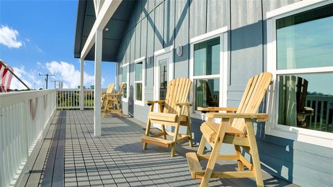 A home in Crystal Beach