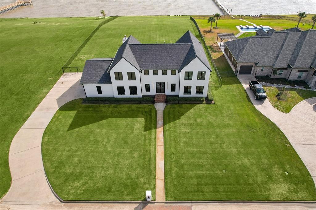 6350 Dow Reef Drive