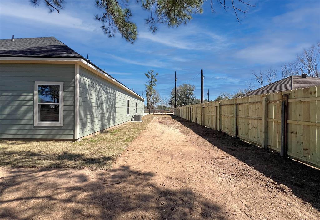 259 Rosewood Street, Waller, Texas image 46