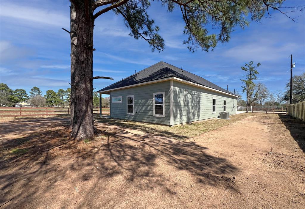 259 Rosewood Street, Waller, Texas image 45