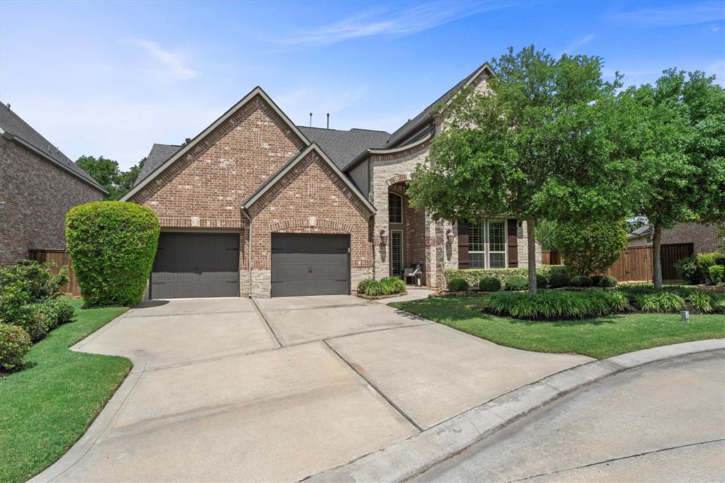 206 Unique Court, Rosharon, Texas image 2