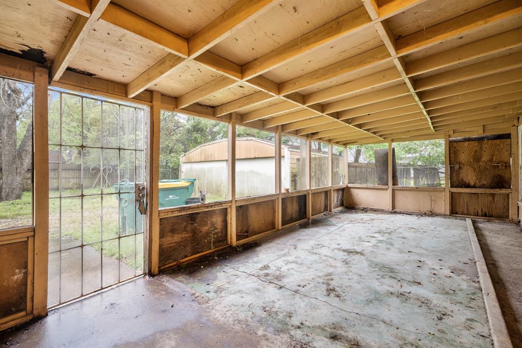 1306 Laurel Street, La Marque, Texas image 9
