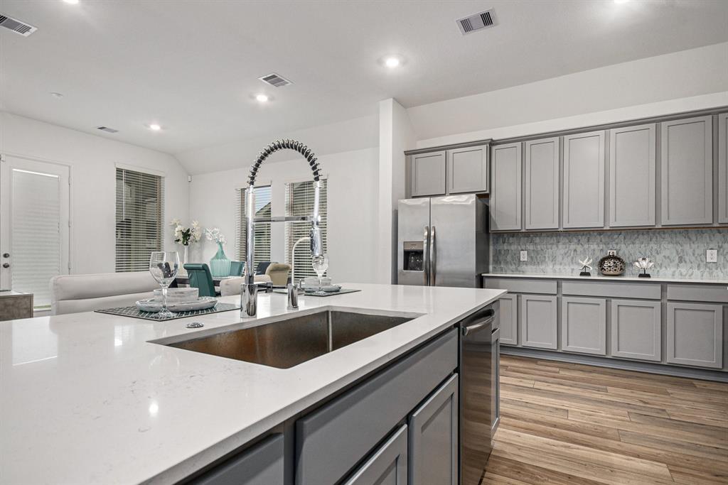 705 Western Fern, League City, Texas image 18