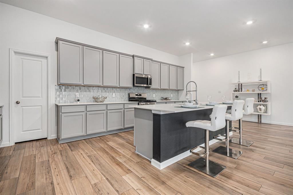 705 Western Fern, League City, Texas image 16