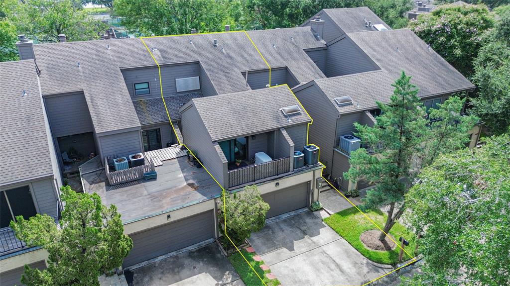 View Houston, TX 77058 townhome