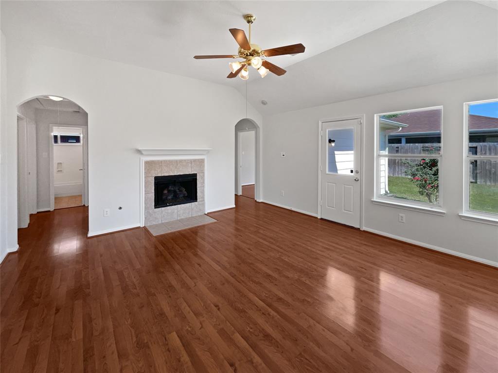 7259 Fox Forest Trail, Humble, Texas image 3