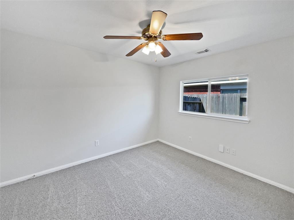 7259 Fox Forest Trail, Humble, Texas image 17