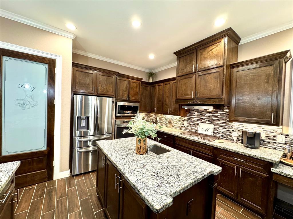 18315 Wisp Willow Way, Porter, Texas image 17