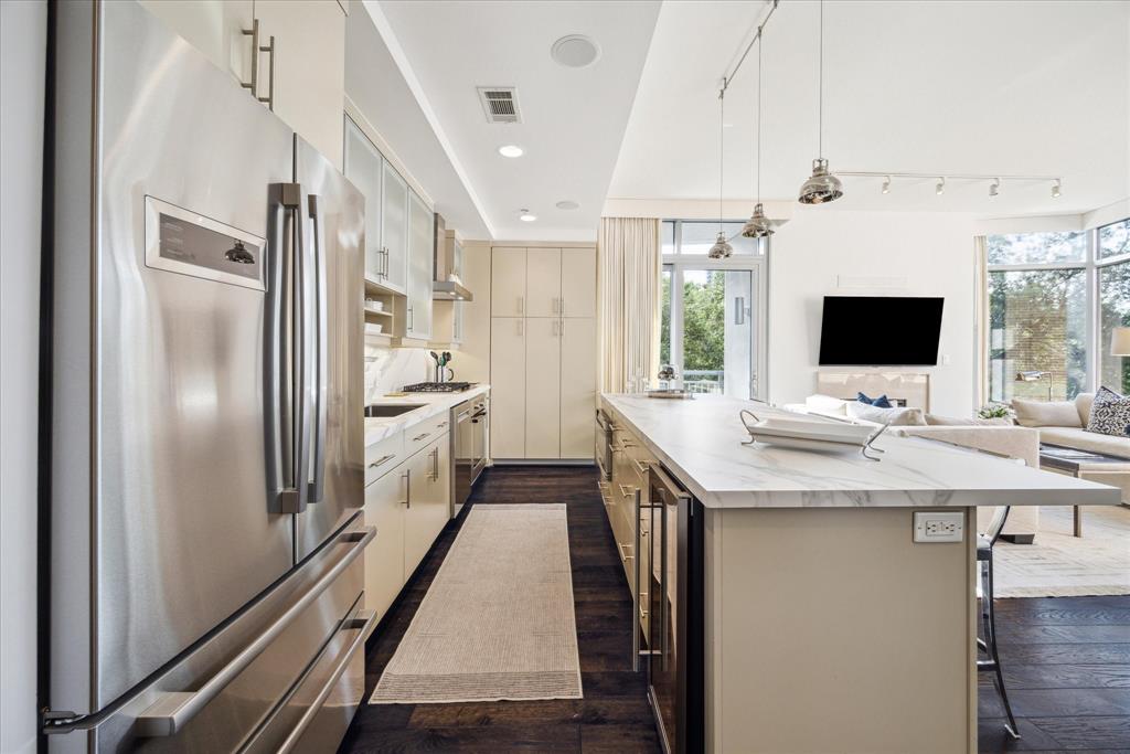 2207 Bancroft Street #301, Houston, Texas image 10