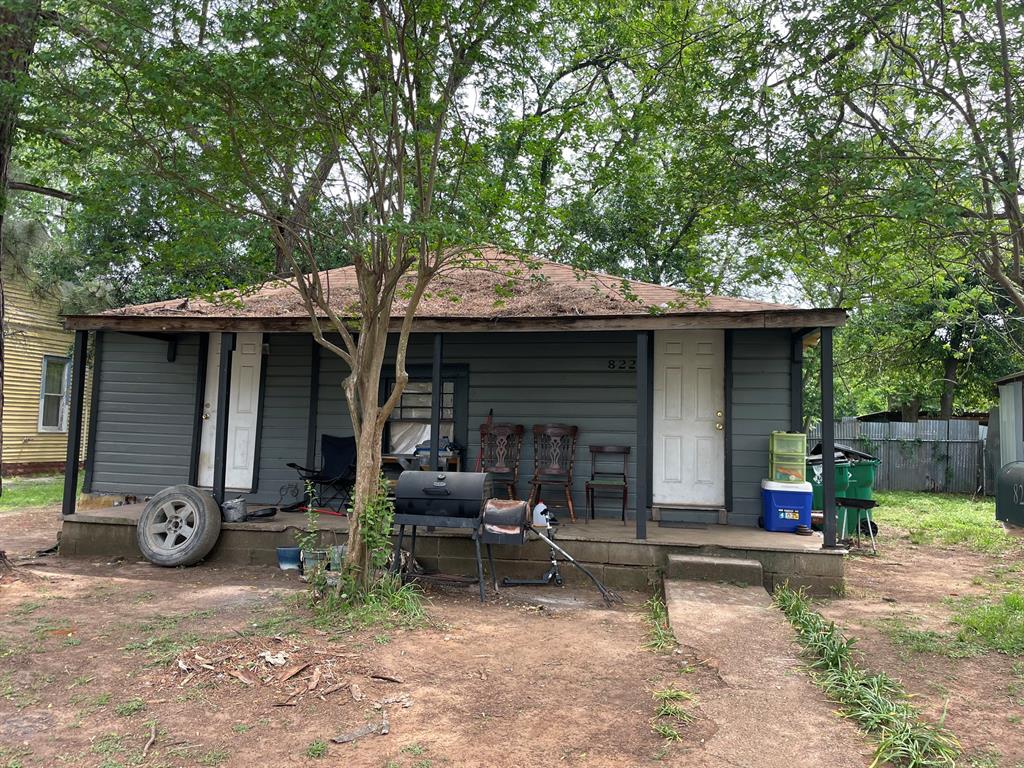 822 W Louisiana Street, Palestine, Texas image 2