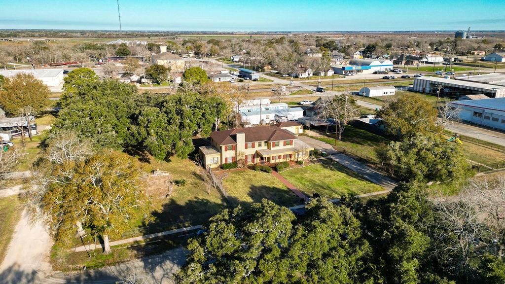 208 West Putnum Avenue, Ganado, Texas image 30