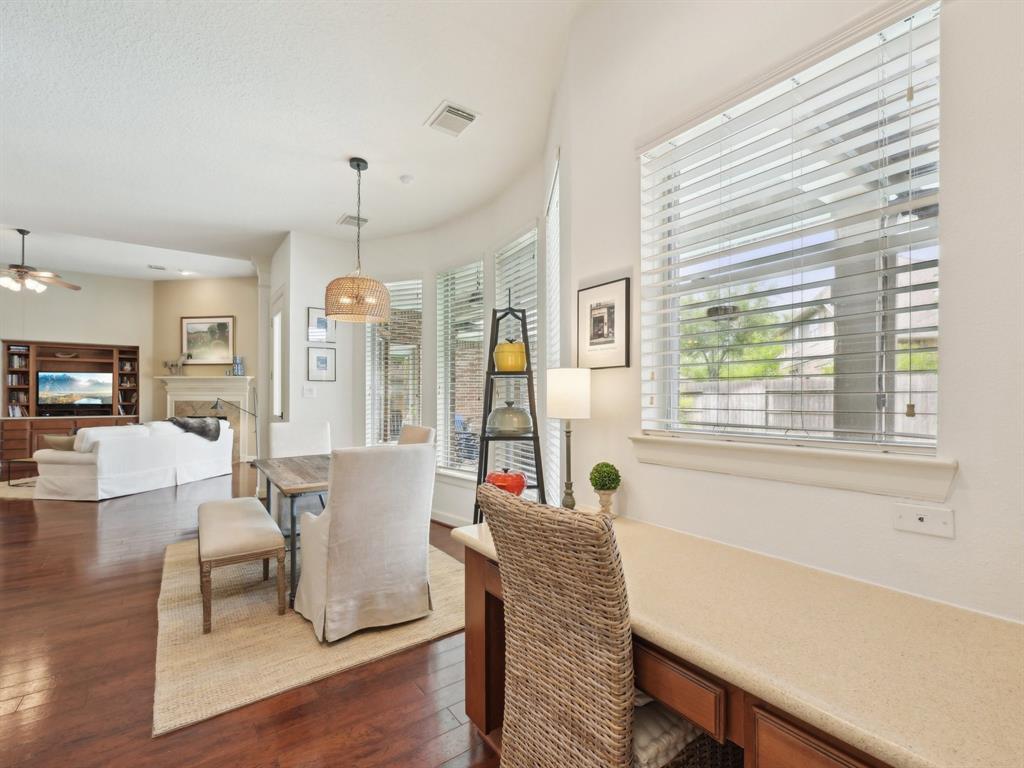2437 Mountain Falls Court, Friendswood, Texas image 17