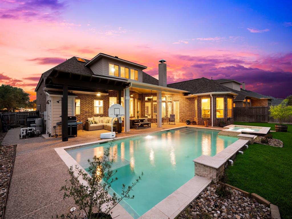 2437 Mountain Falls Court, Friendswood, Texas image 46