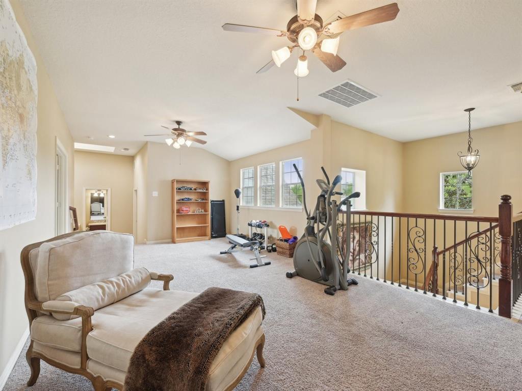 2437 Mountain Falls Court, Friendswood, Texas image 38