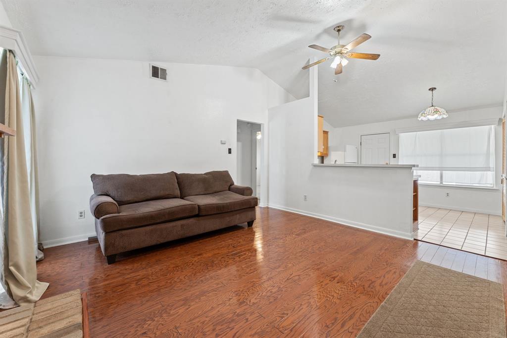 22526 August Leaf Drive, Tomball, Texas image 6