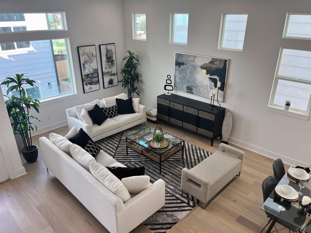 303E Marcella Street, Houston, Texas image 5