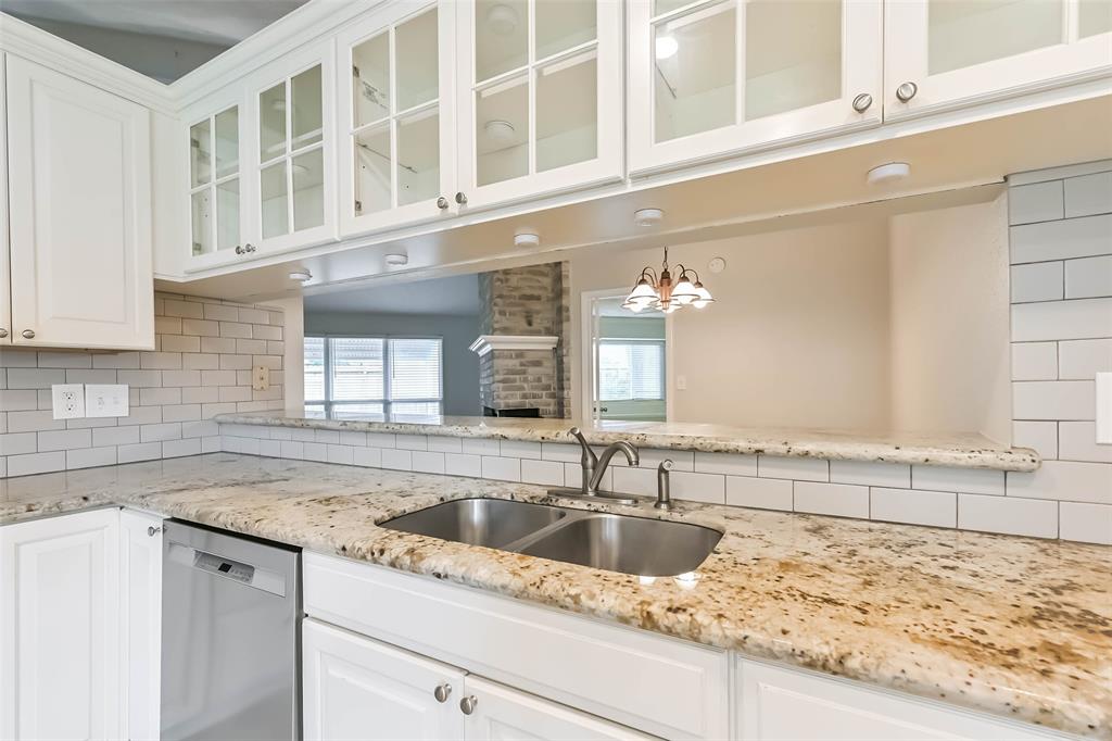 10901 Mesquite Drive, La Porte, Texas image 11