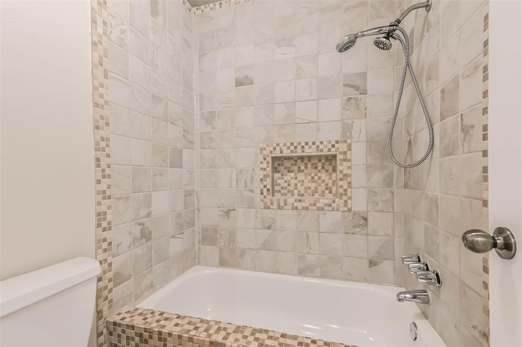 10901 Mesquite Drive, La Porte, Texas image 21