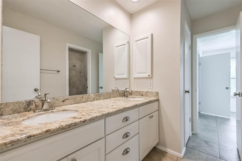 10901 Mesquite Drive, La Porte, Texas image 19