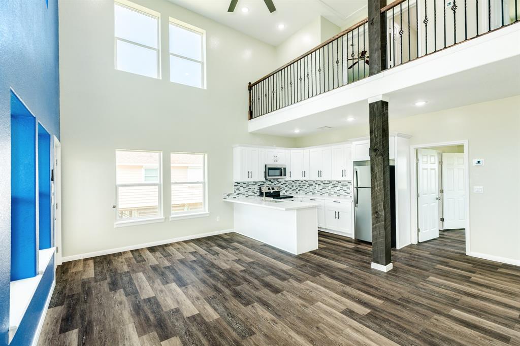 4726 Palm Street, Freeport, Texas image 3
