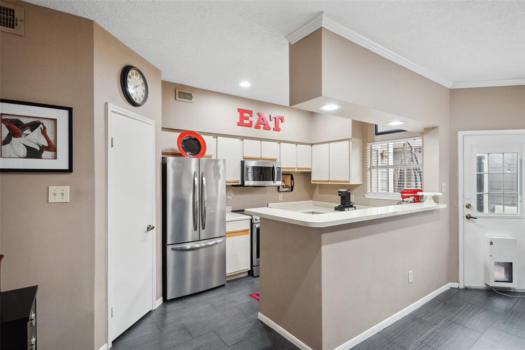 7935 Knight Road #17, Houston, Texas image 9