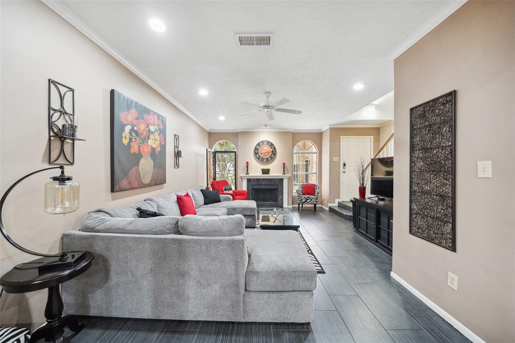 7935 Knight Road #17, Houston, Texas image 5