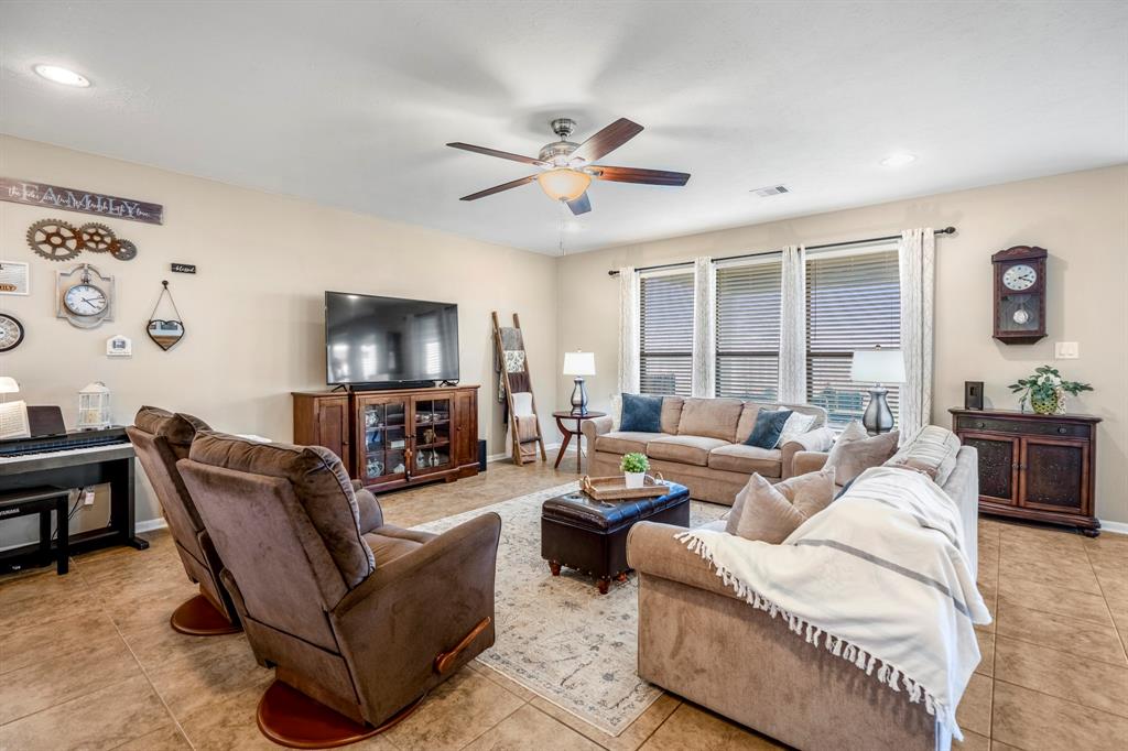 4458 Brinton Saddle Lane, Katy, Texas image 10