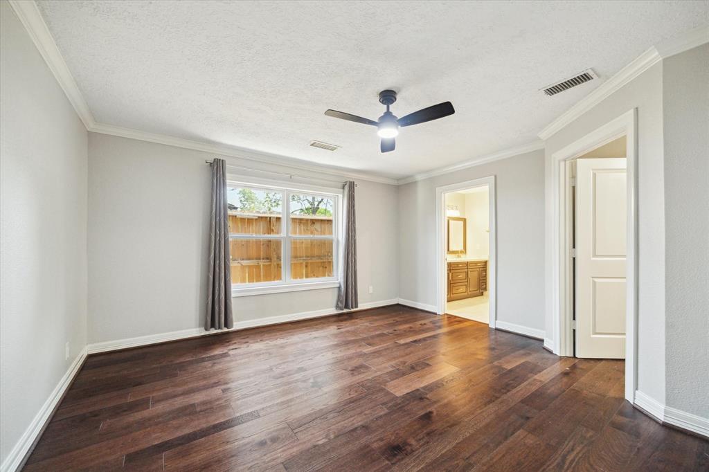 6047 Dumfries Drive, Houston, Texas image 23