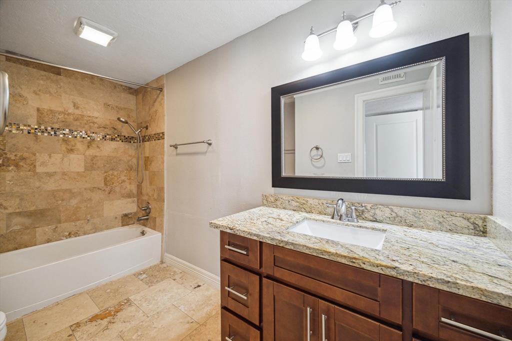 6047 Dumfries Drive, Houston, Texas image 29