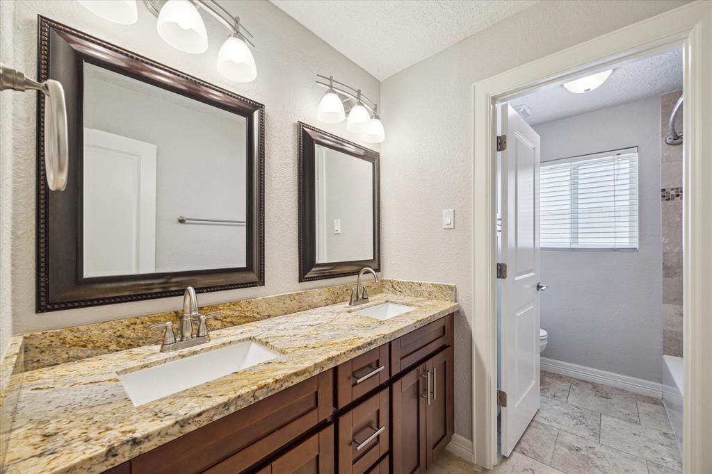 6047 Dumfries Drive, Houston, Texas image 28