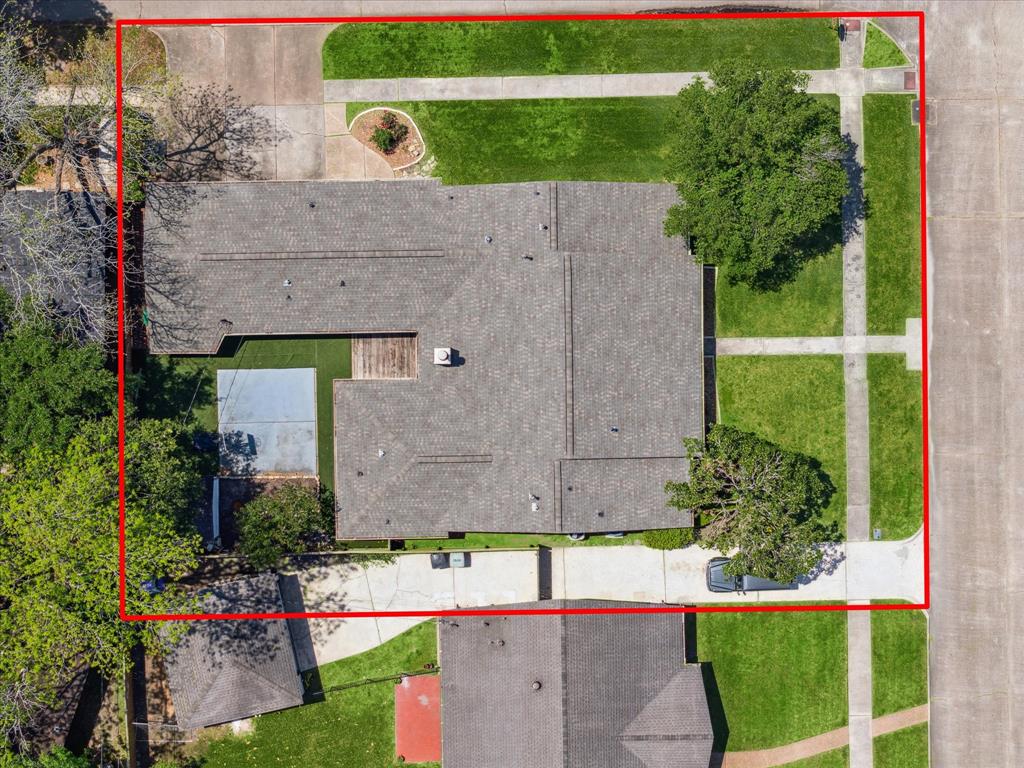 6047 Dumfries Drive, Houston, Texas image 34