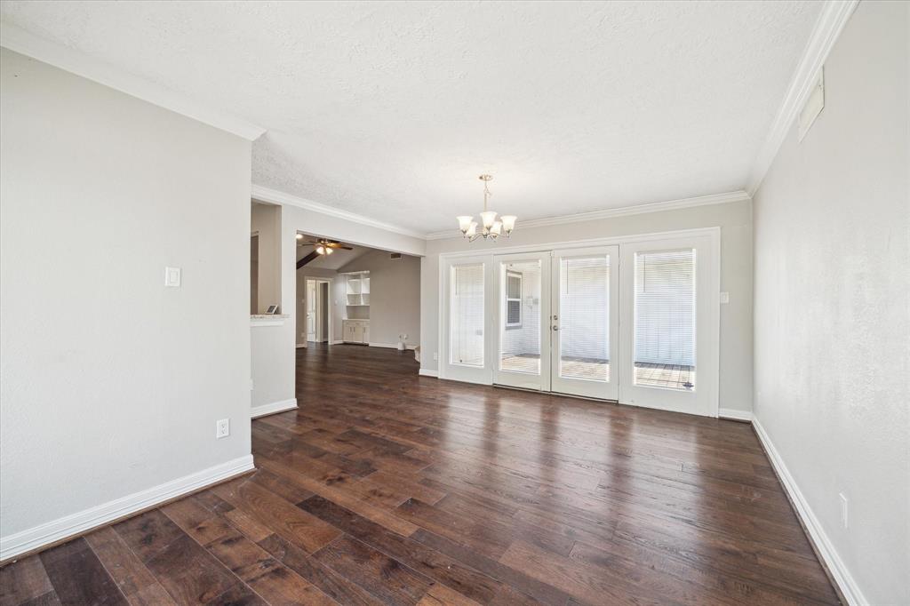 6047 Dumfries Drive, Houston, Texas image 17