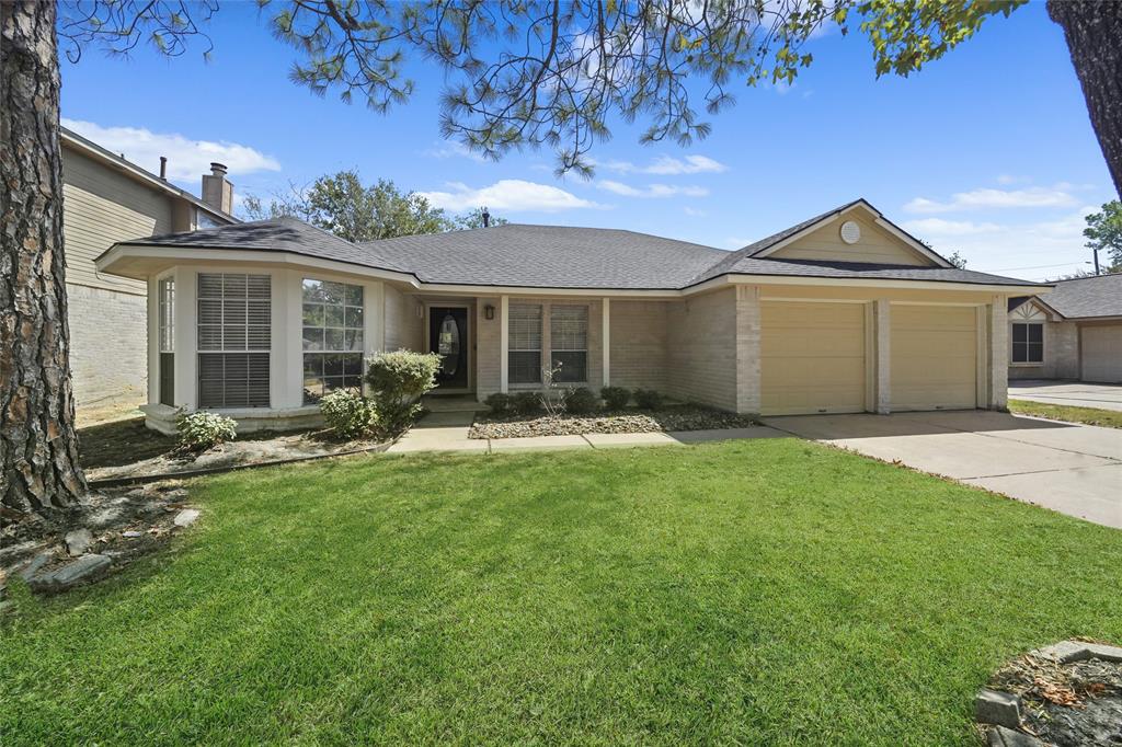 Photo 1 of 35 — 8702 Sunny Ridge Drive, Houston, TX 77095
