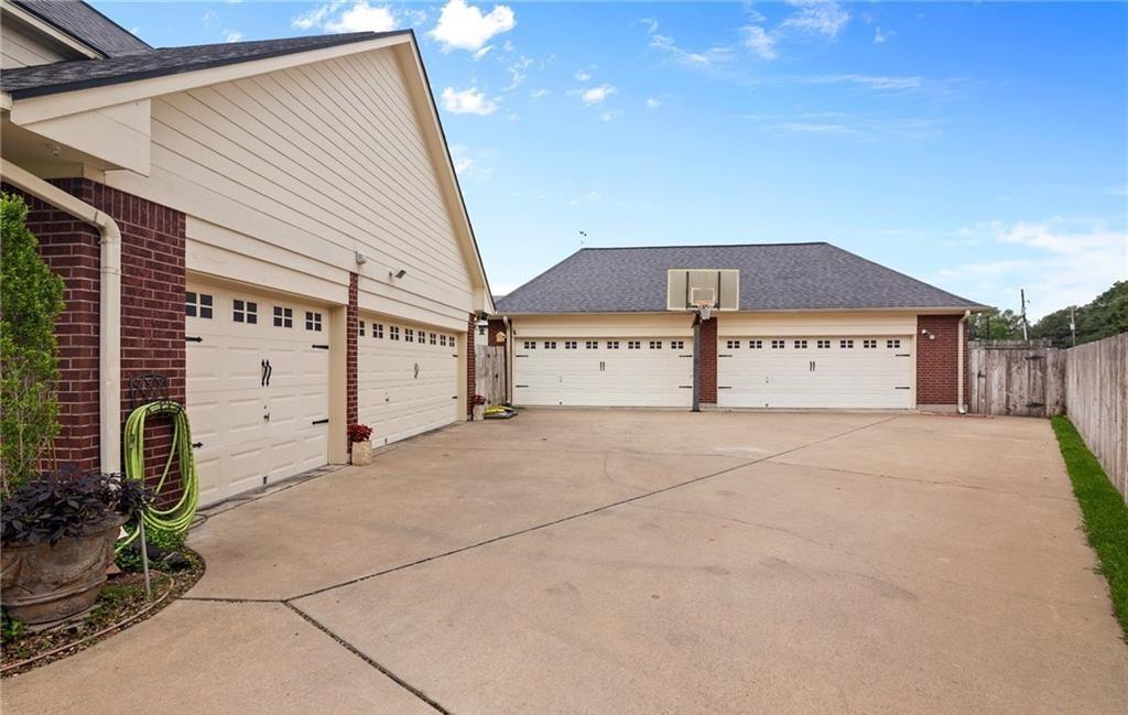 416 Edgewater, Victoria, Texas image 45