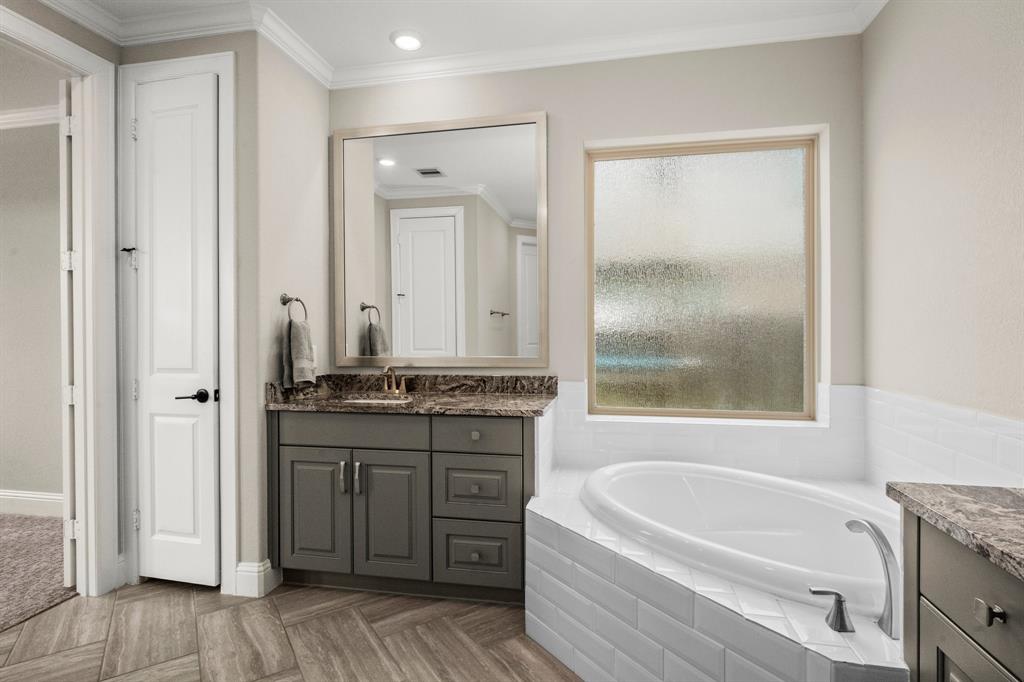 13807 Longwood Reach Drive, Tomball, Texas image 25