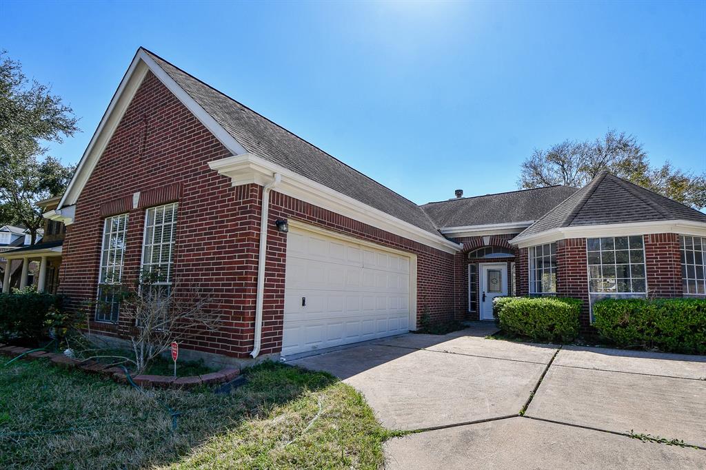 20011 Polly Creek Way, Katy, Texas image 2