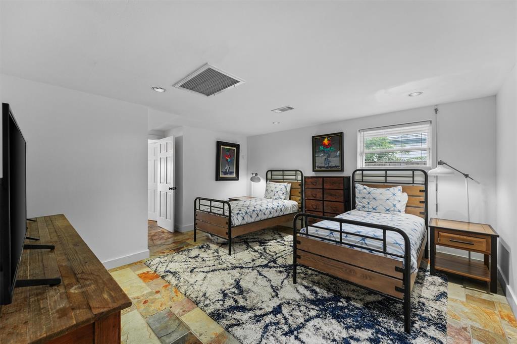 18 S Shore Drive, Galveston, Texas image 19