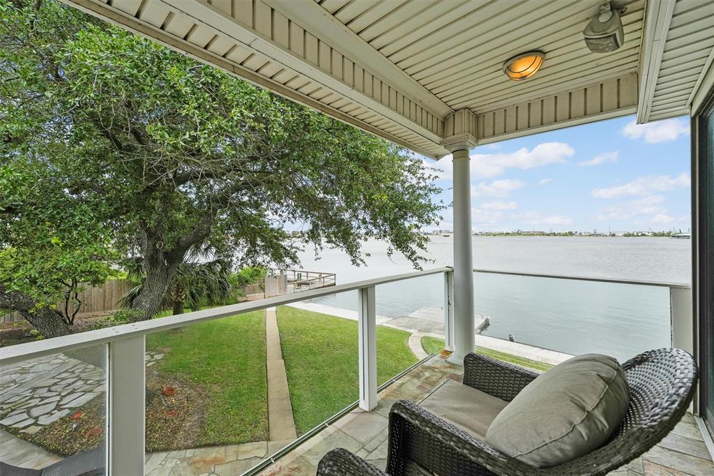 18 S Shore Drive, Galveston, Texas image 22