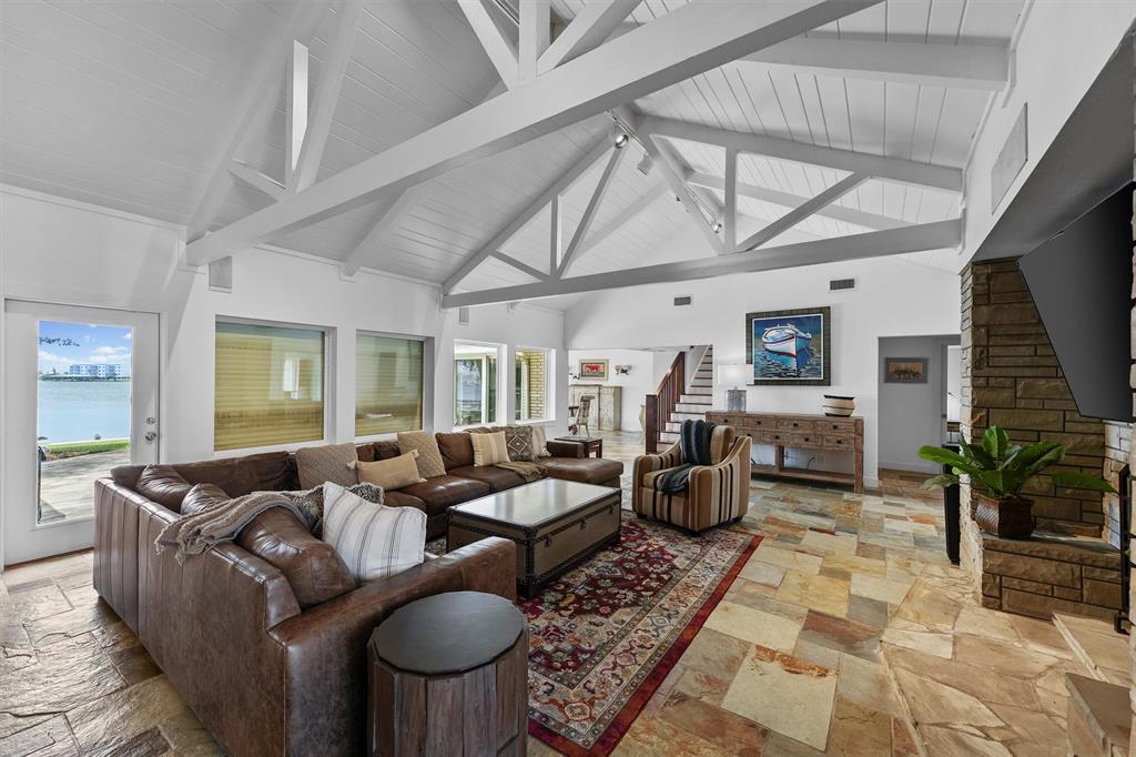 18 S Shore Drive, Galveston, Texas image 10