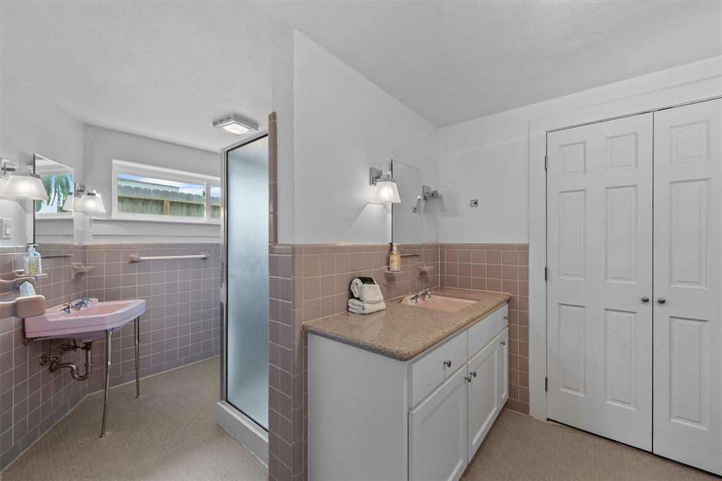 18 S Shore Drive, Galveston, Texas image 15