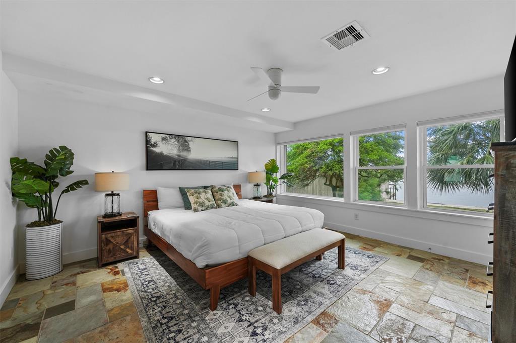 18 S Shore Drive, Galveston, Texas image 17