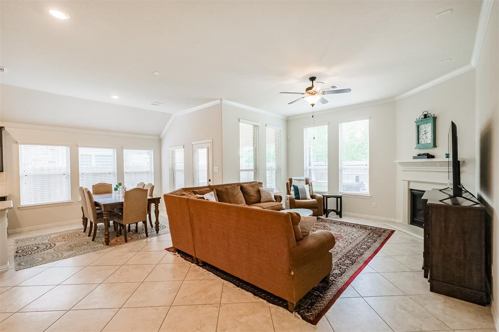 18826 Rosewood Terrace Drive, New Caney, Texas image 12