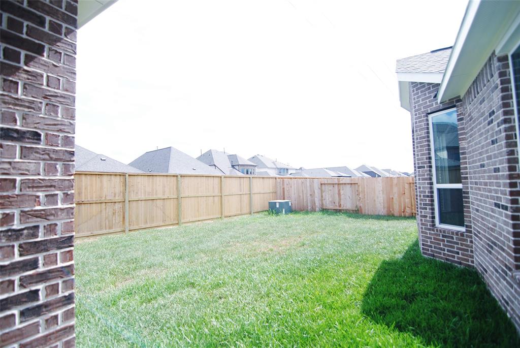 30111 Twisting Springs Drive, Brookshire, Texas image 18