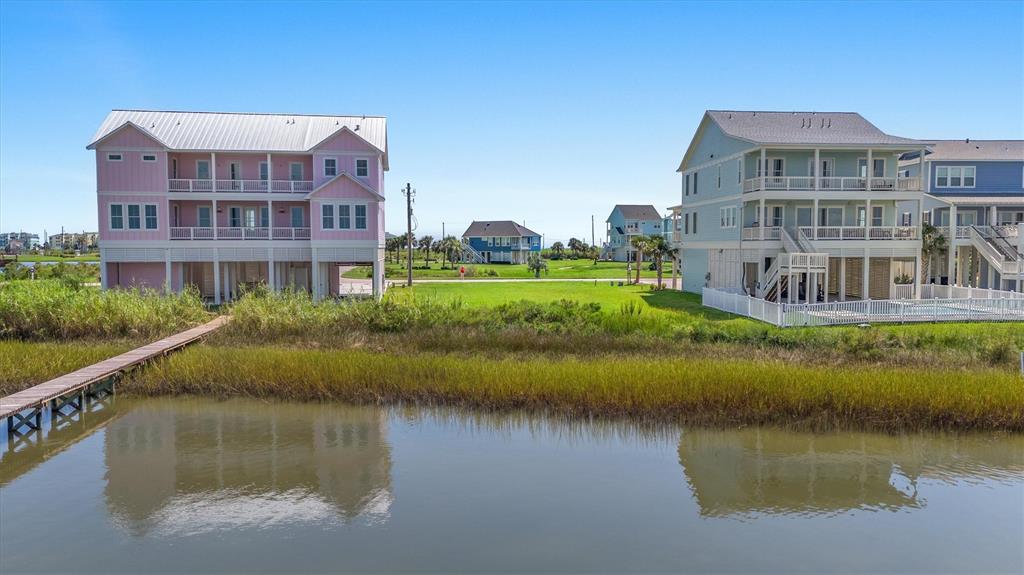 26702 Bay Water Drive, Galveston, Texas image 16