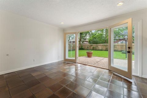 Single Family Residence in Houston TX 5315 Coral Gables Drive 8.jpg